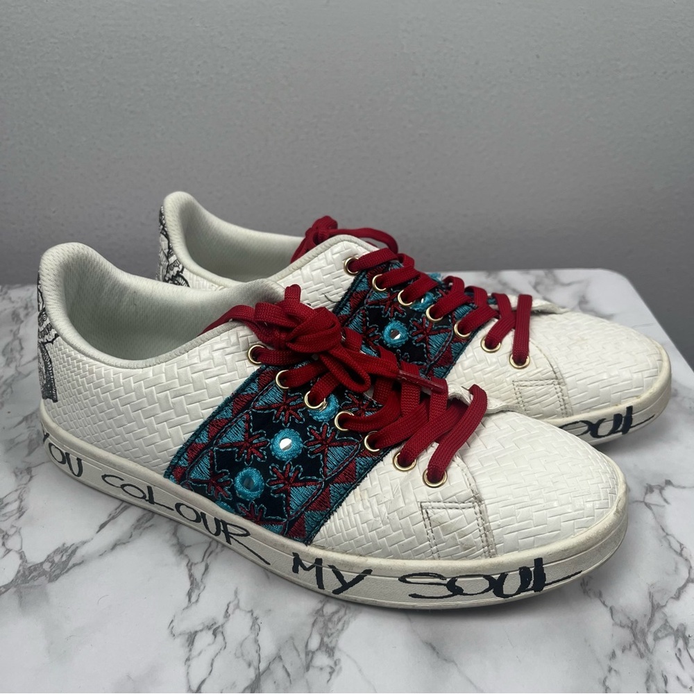 Desigual women’s cosmic exotic tropical in white red blue size 7.5